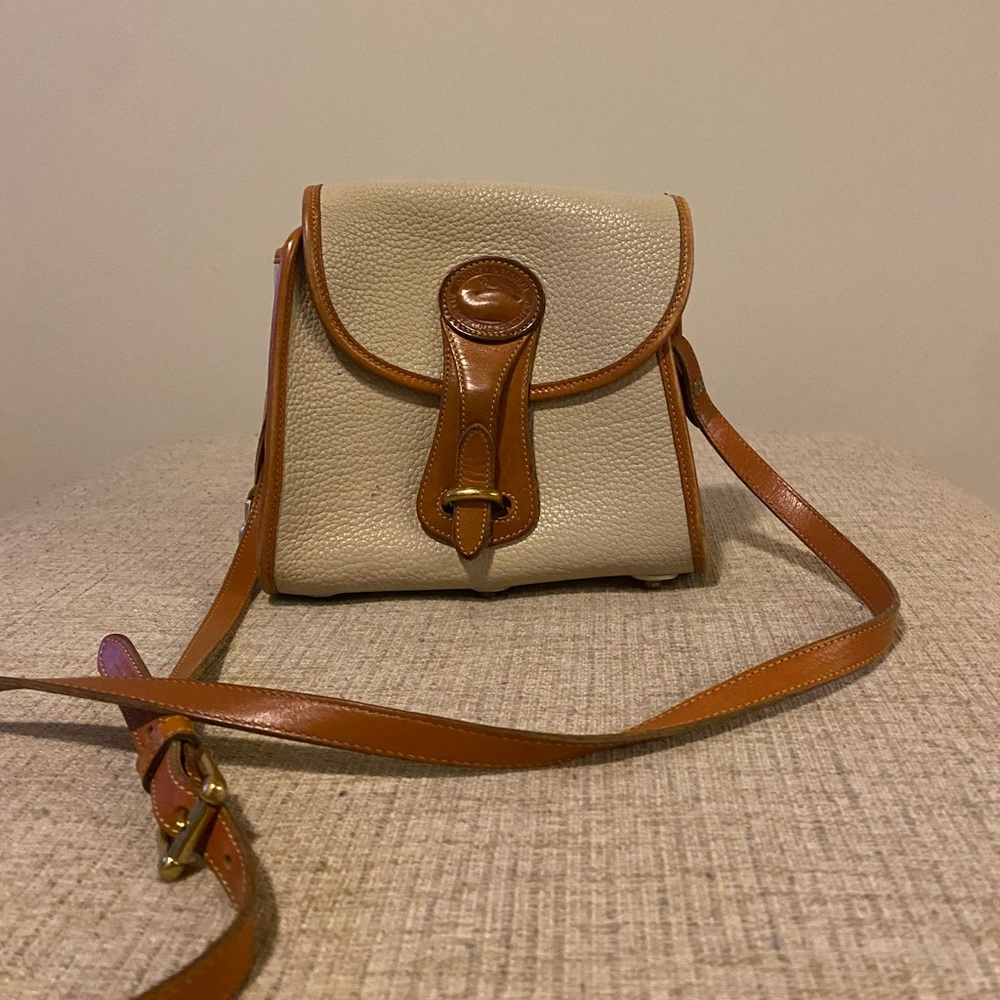 Vintage Dooney & Bourke Crossbody